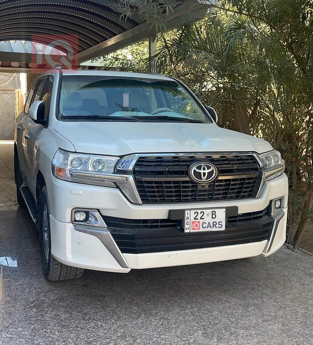 تويوتا لاندكروزر